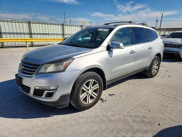 2015 CHEVROLET TRAVERSE 2LT — Front 3/4