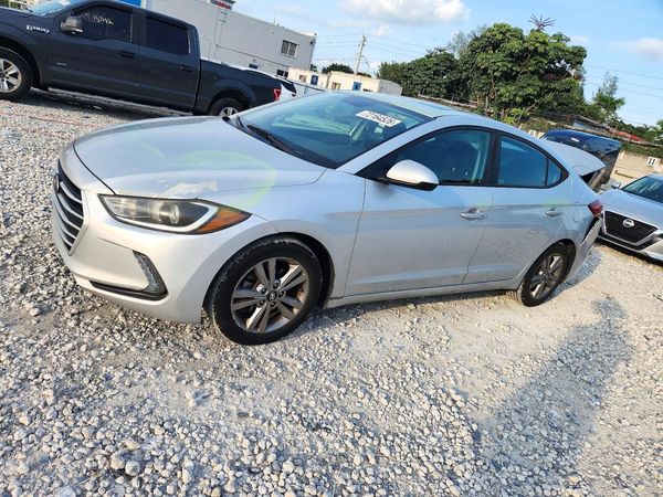 2018 HYUNDAI ELANTRA — DSFA — Front 3/4