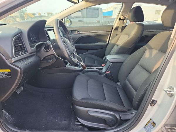 2018 HYUNDAI ELANTRA — DENT