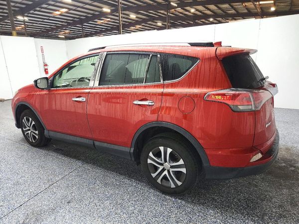 2017 TOYOTA RAV4 LE — DSRA