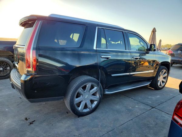 2017 CADILLAC ESCALADE Premium Luxury — PSRA
