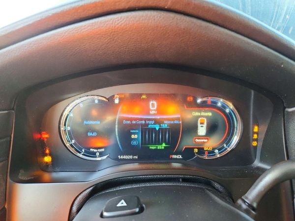 2017 CADILLAC ESCALADE Premium Luxury — ODOM
