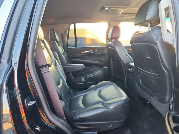 2017 CADILLAC ESCALADE Premium Luxury — PSRS