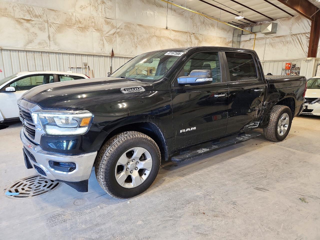 2019 RAM 1500 Big Horn/Lonestar — Front 3/4