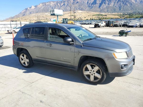 2012 JEEP COMPASS Limited — Passenger 3/4