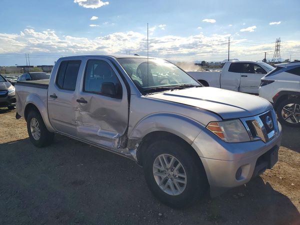 2018 NISSAN FRONTIER — Passenger 3/4