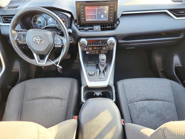 2020 TOYOTA RAV4 XLE HV — CKPT