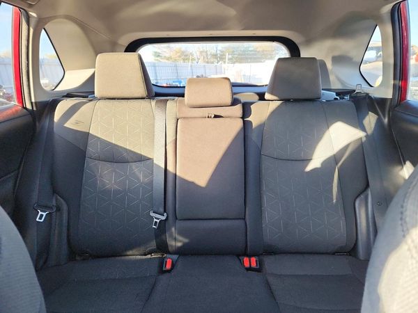 2020 TOYOTA RAV4 XLE HV — SUVN