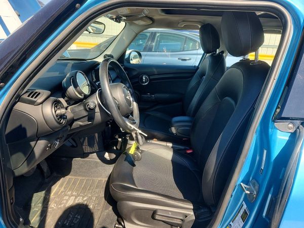 2017 MINI COOPER — DENT