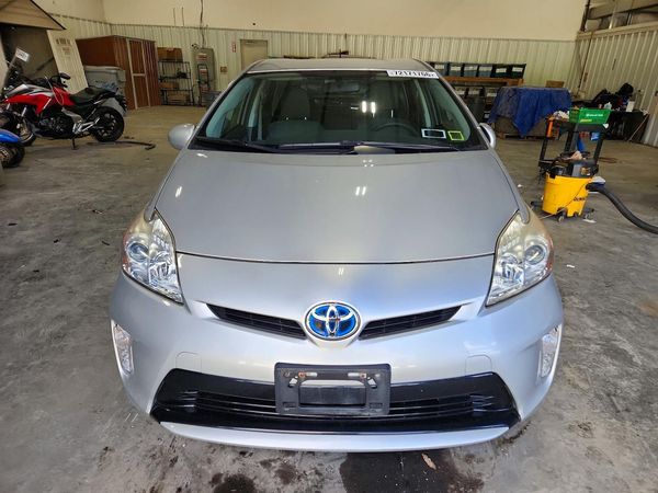 2013 TOYOTA PRIUS — DIRF