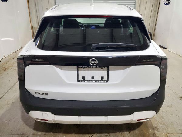 2025 NISSAN KICKS S — DIRR