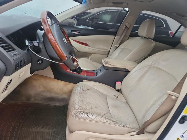 2012 LEXUS ES 350 — DENT