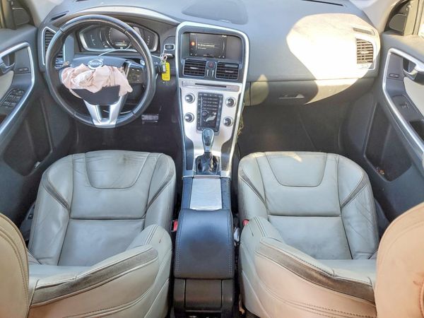 2015 VOLVO XC60 Ocean Race Platinum — CKPT