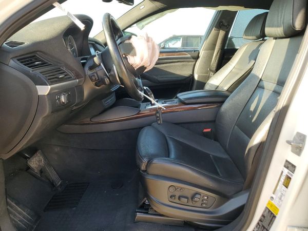 2012 BMW X6 xDrive50i — DENT