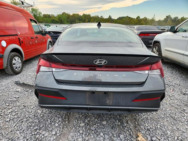 2025 HYUNDAI ELANTRA SEL Sport — DIRR