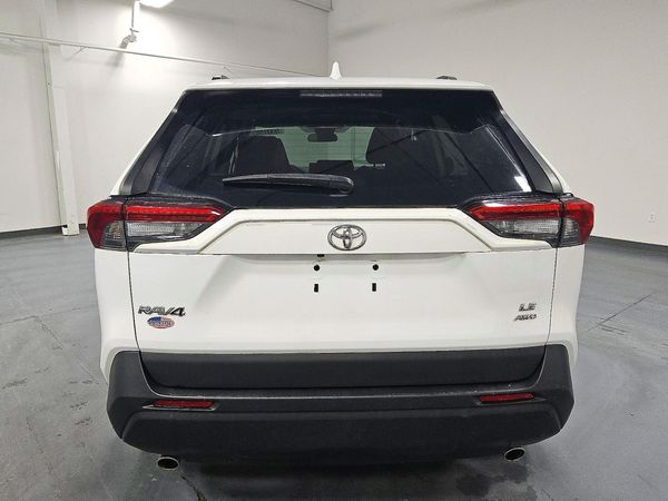 2020 TOYOTA RAV4 LE — DIRR