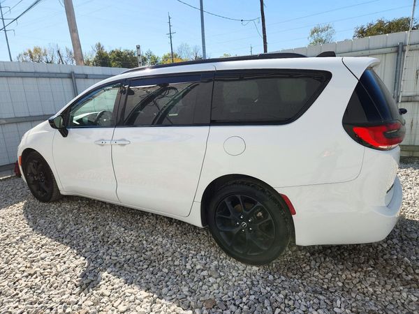 2025 CHRYSLER PACIFICA Limited — DSRA