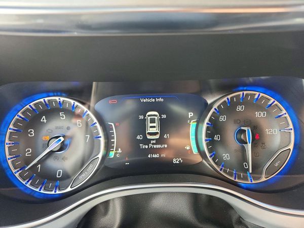 2025 CHRYSLER PACIFICA Limited — ODOM