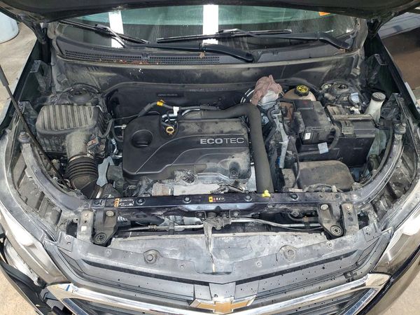 2021 CHEVROLET EQUINOX LS — Engine bay