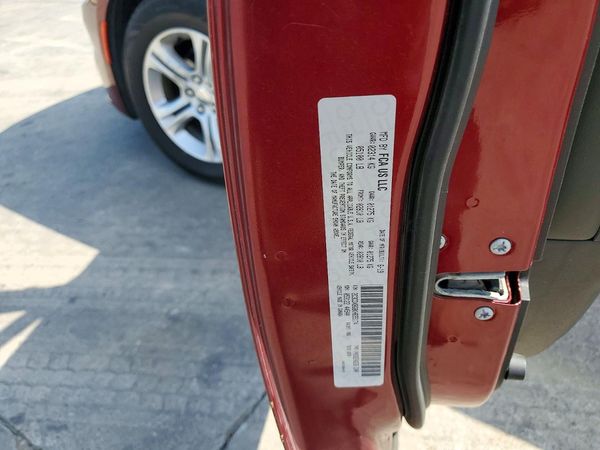 2019 DODGE CHARGER SXT — VINS