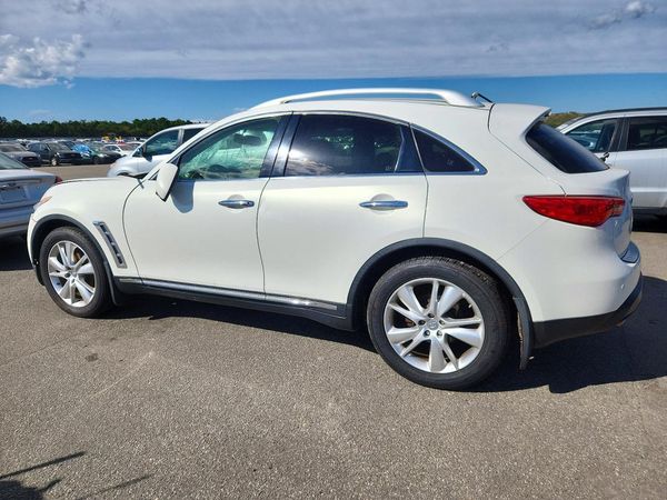 2014 INFINITI QX70 — DSRA