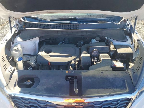 2020 KIA SORENTO L, LX, S — Engine bay