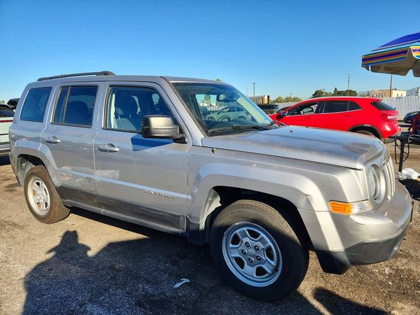2017 JEEP PATRIOT Sport — Passenger 3/4