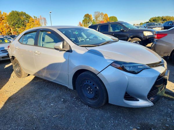 2017 TOYOTA COROLLA — Passenger 3/4