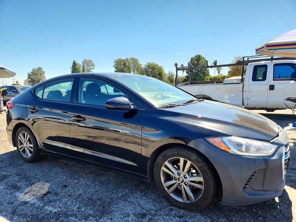 2018 HYUNDAI ELANTRA — Passenger 3/4