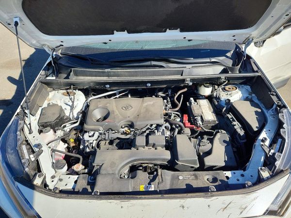 2022 TOYOTA RAV4 Limited — Engine bay