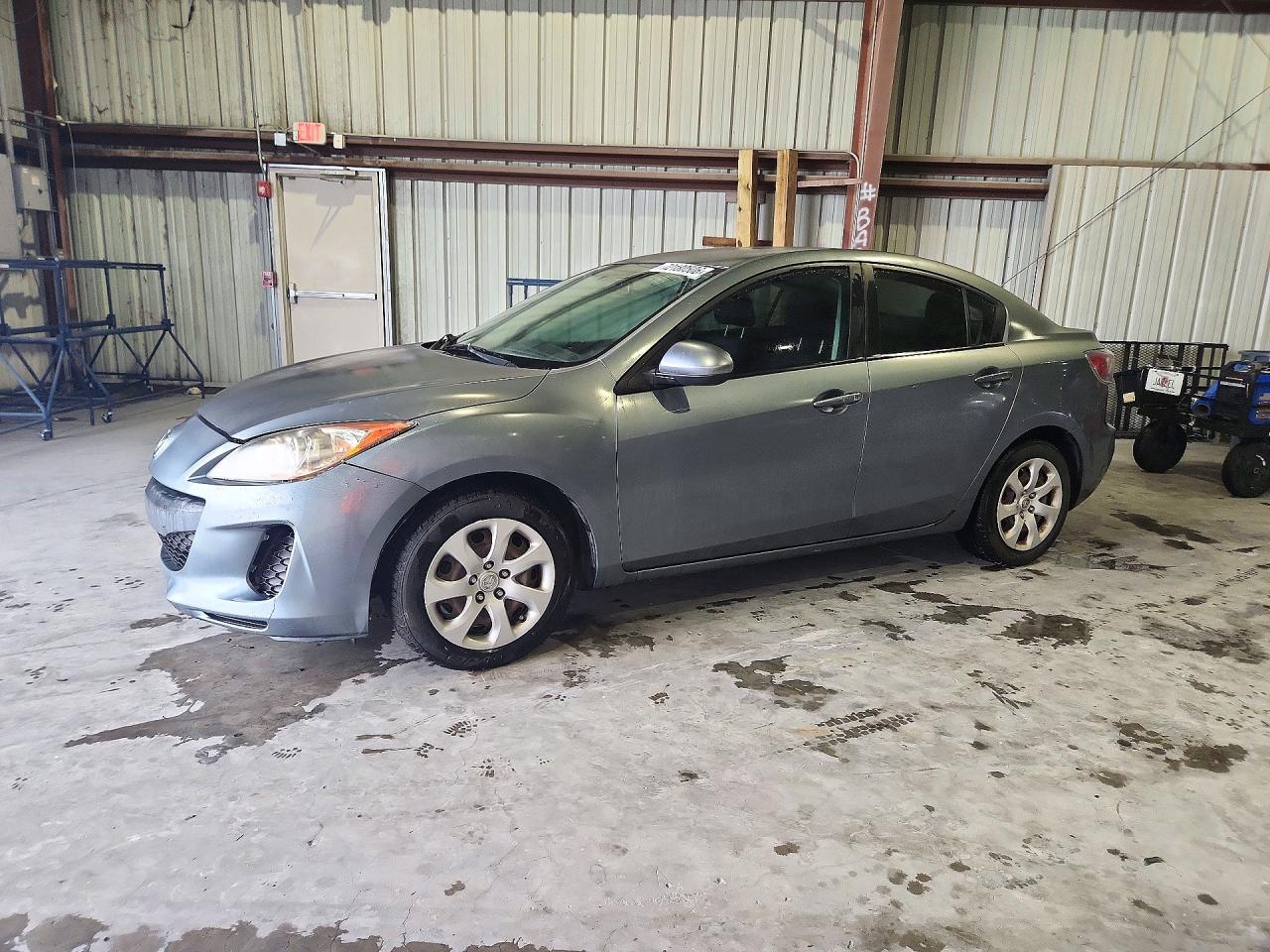 2012 MAZDA 3 Sport/GX — Front 3/4