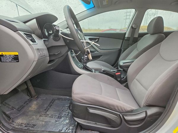 2016 HYUNDAI ELANTRA