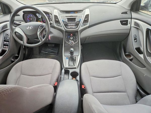 2016 HYUNDAI ELANTRA