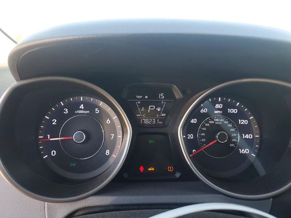 2016 HYUNDAI ELANTRA — ODOM