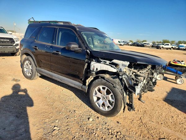 2021 FORD BRONCO Base — Passenger 3/4
