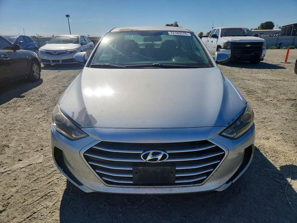 2017 HYUNDAI ELANTRA SE Base — DIRF