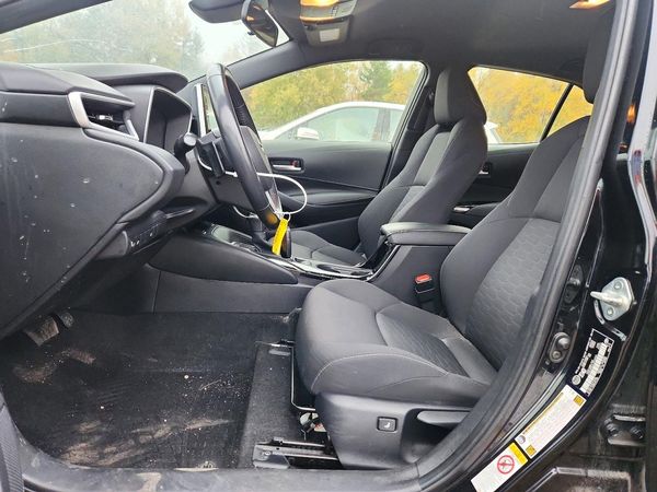 2020 TOYOTA COROLLA — DENT