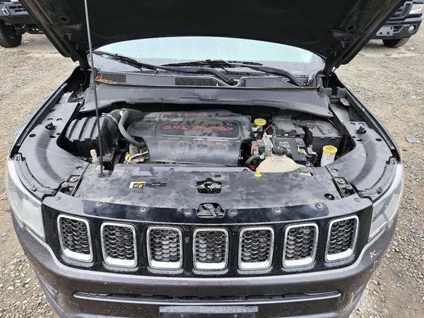 2018 JEEP COMPASS — Engine bay