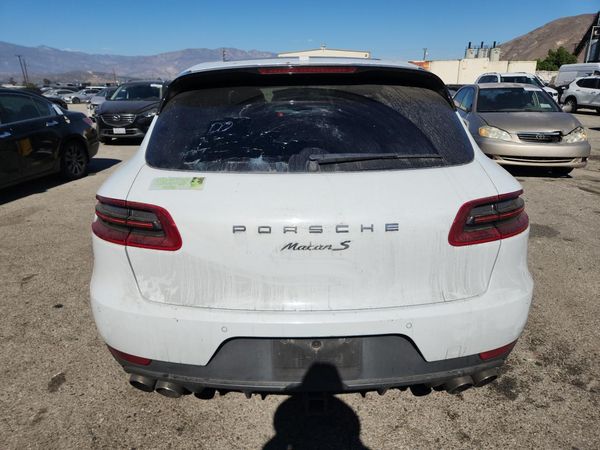 2018 PORSCHE MACAN Macan S — DIRR