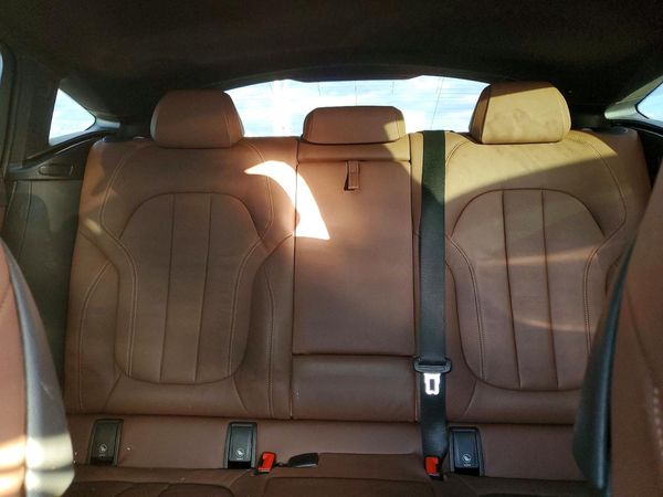 2021 BMW X6 sDrive40i