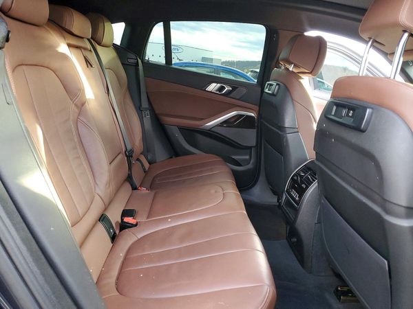 2021 BMW X6 sDrive40i