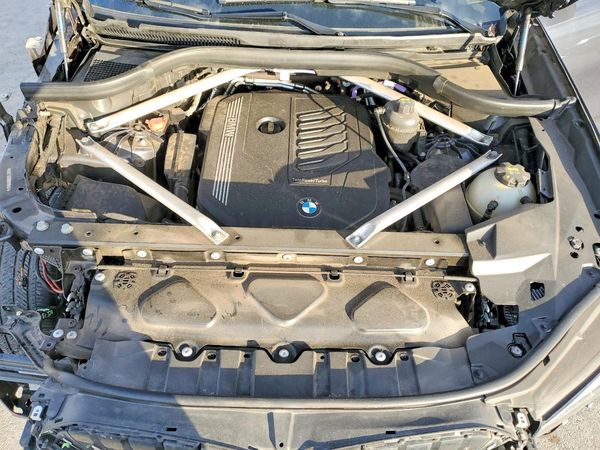 2021 BMW X6 sDrive40i