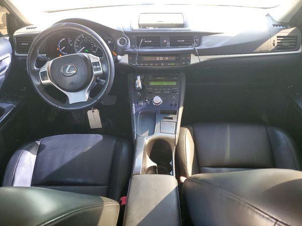 2012 LEXUS CT 200h — CKPT