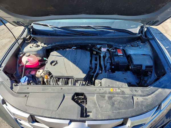 2022 HYUNDAI SANTA CRUZ — Engine bay