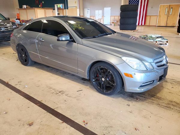 2013 MERCEDES-BENZ E E350 4-MATIC — Passenger 3/4