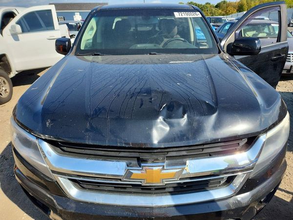 2018 CHEVROLET COLORADO LT — Engine bay