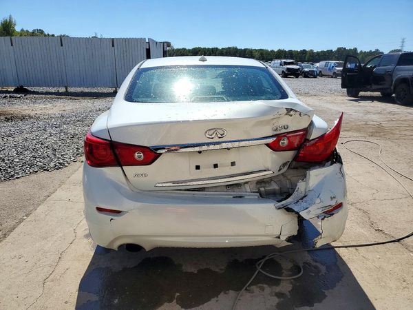 2015 INFINITI Q50 — DIRR