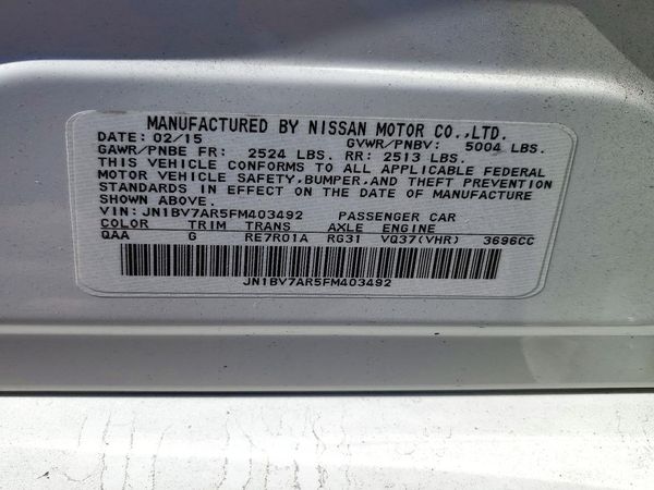 2015 INFINITI Q50 — VINS