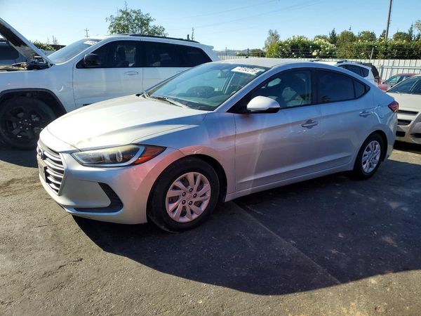 2017 HYUNDAI ELANTRA — DSFA — Front 3/4