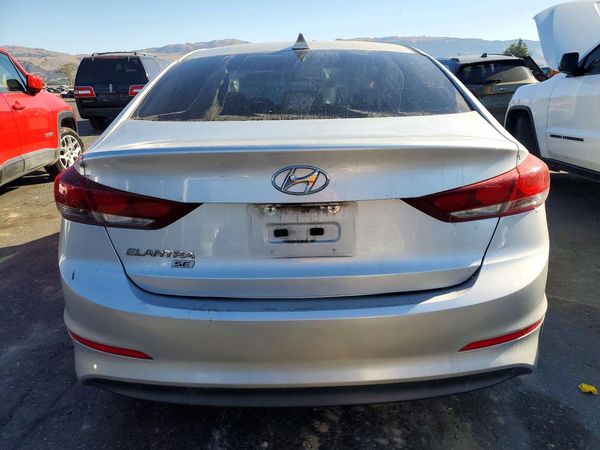 2017 HYUNDAI ELANTRA SE Base — DIRR